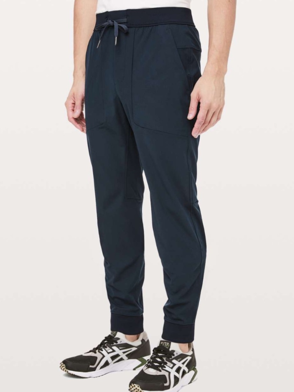 lululemon Men's ABC Jogger 31" Navy blue sweat-wicking four-way stretch size M